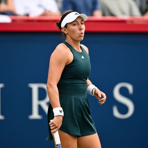 Pegula - 2025 Montreal 2R